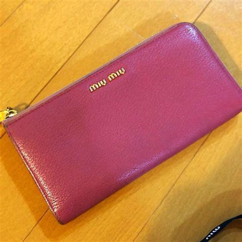 miu miu monedero|Madras leather zipper wallet Fiery red/pink .